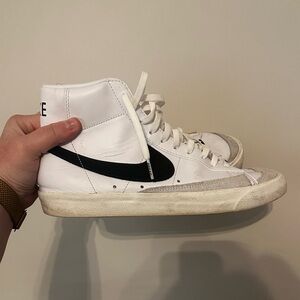 ✨ Nike Mid ‘77 Blazers ✨